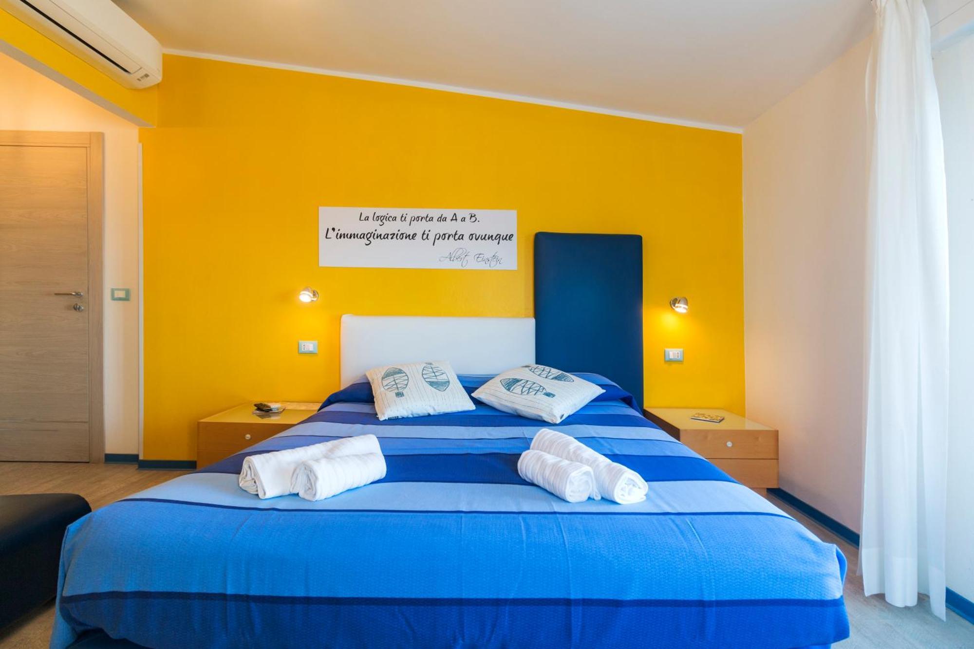 La Favorita Hotel Cala Gonone Buitenkant foto