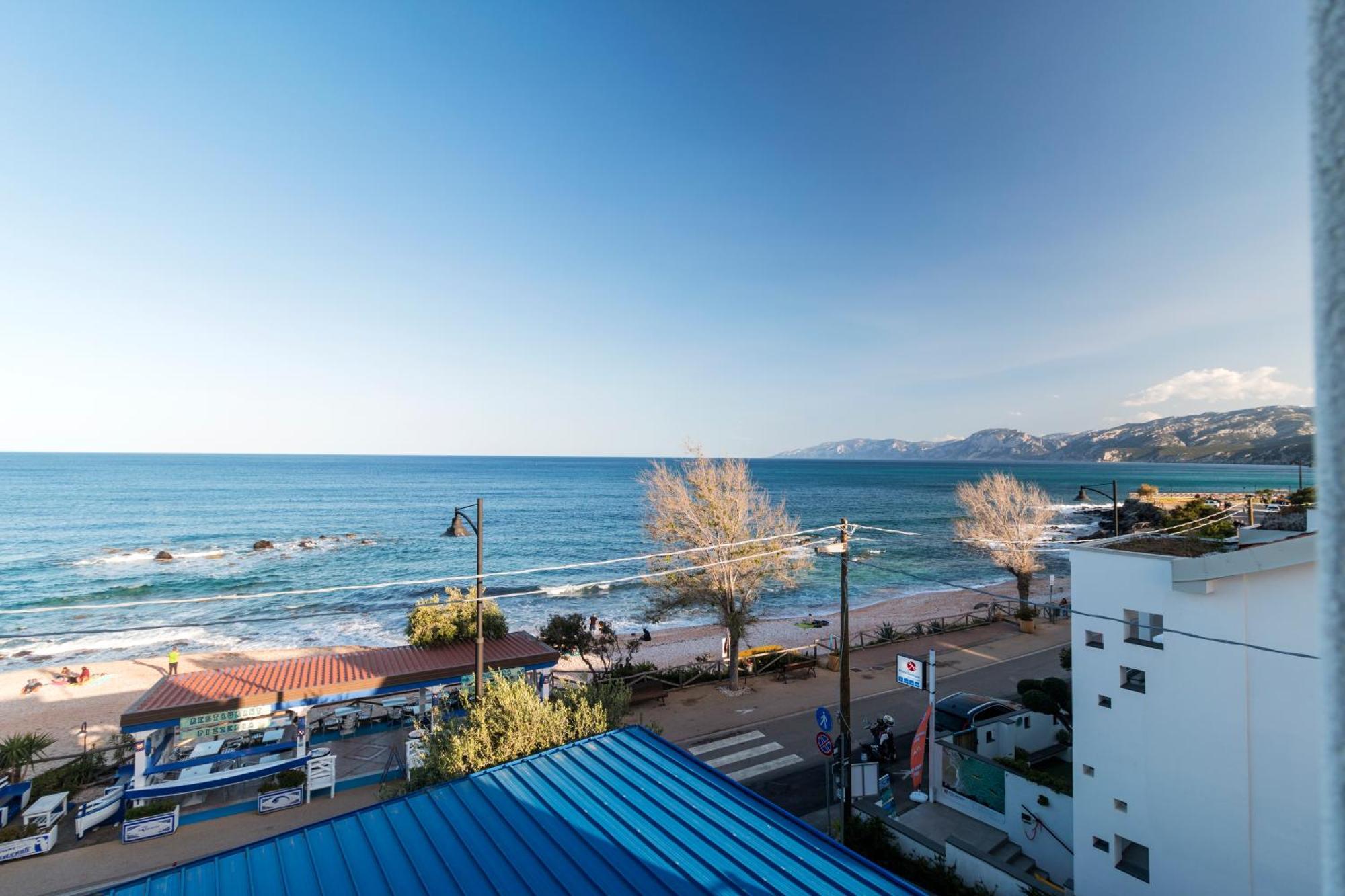 La Favorita Hotel Cala Gonone Buitenkant foto