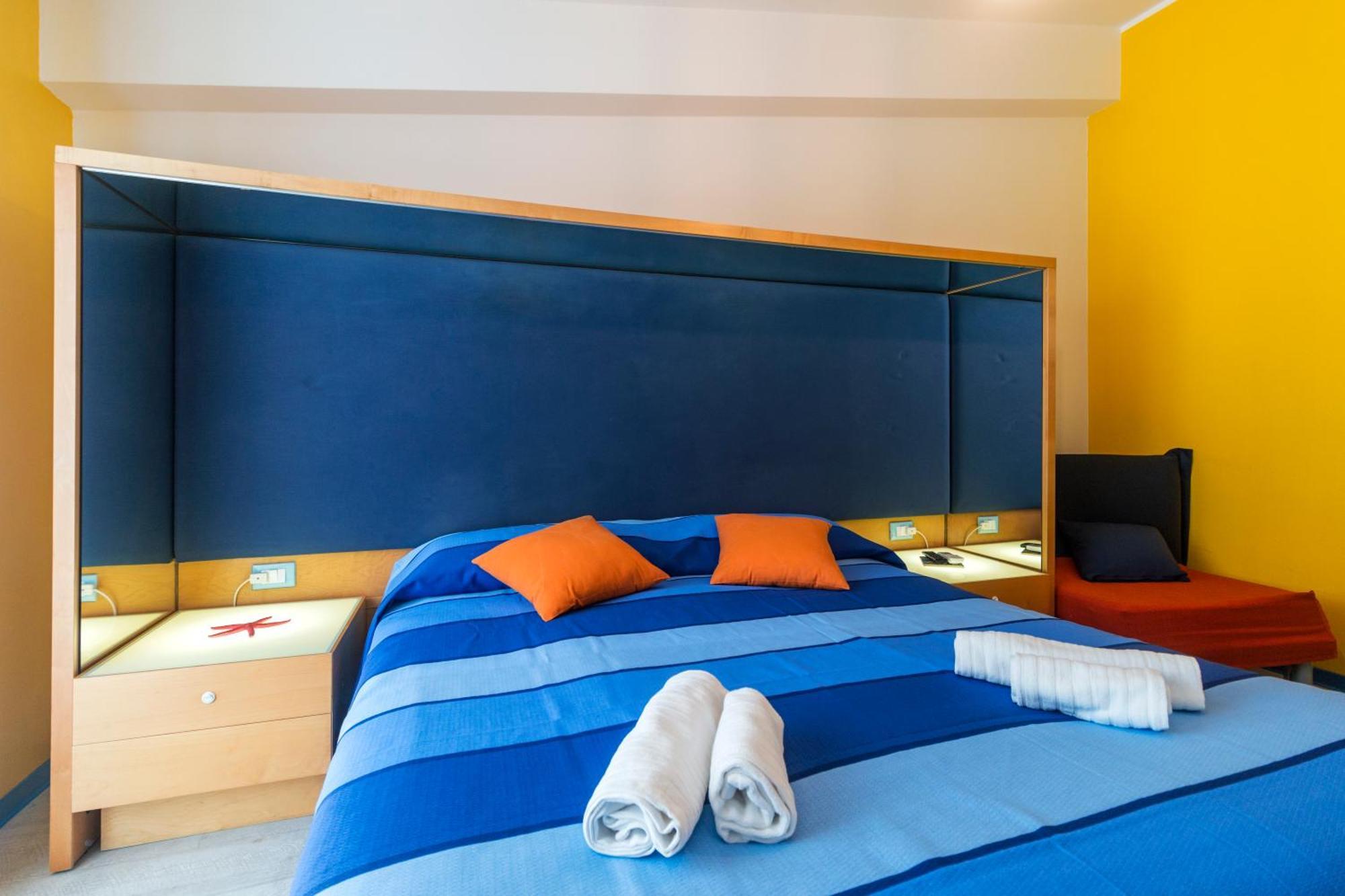 La Favorita Hotel Cala Gonone Buitenkant foto